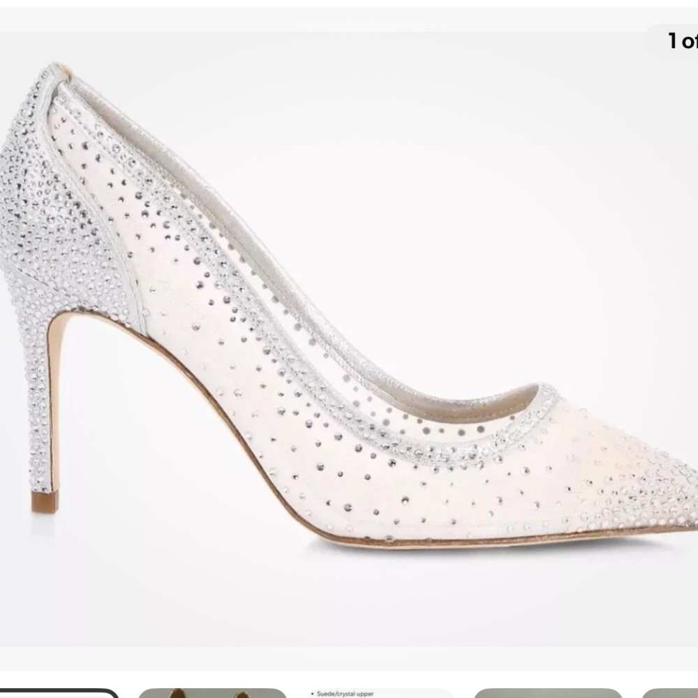 L’Agence crystal silver heels. Size 9 | 39
Worn a few times in good condition